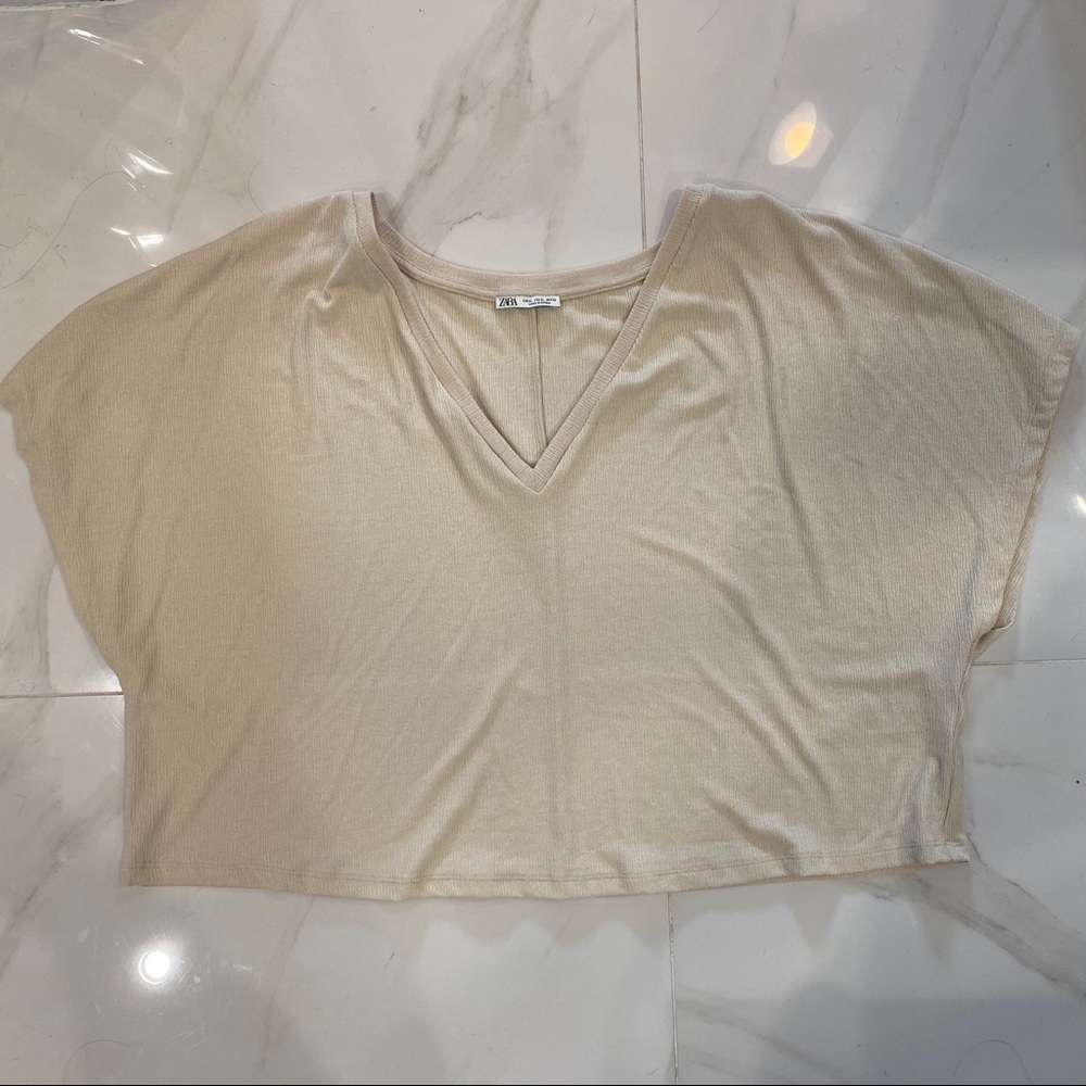 Crop Top - Picture 2 of 3